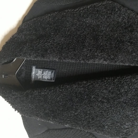 Chelsea & Theodore open front faux trimmed sweater sz small - Picture 3 of 8